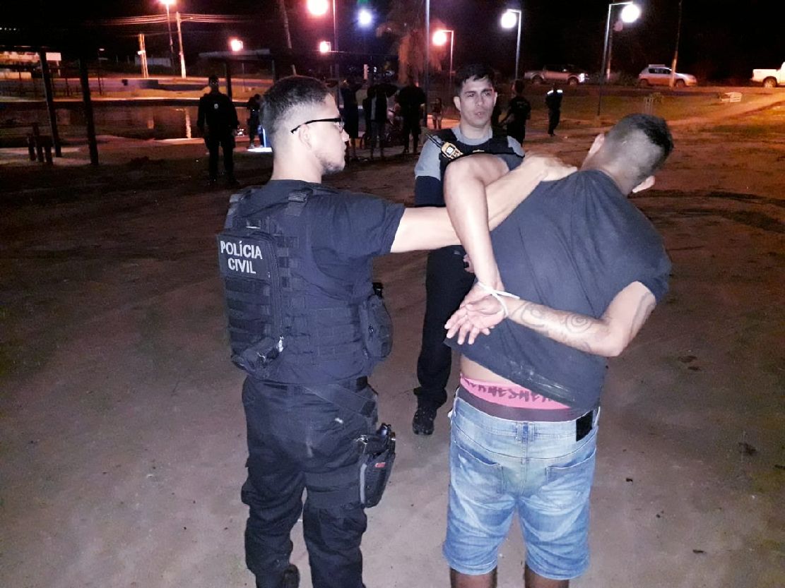 Durante a Operação, 242 pessoas foram revistadas