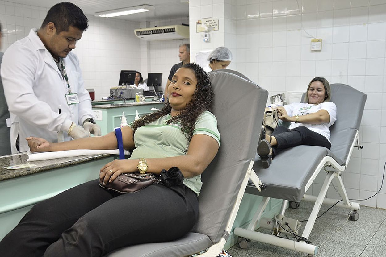 Doadora voluntária há nove anos, Jaciane da Silva foi ao Hemoap nesta sexta-feira, 30, praticar o gesto de solidariedade