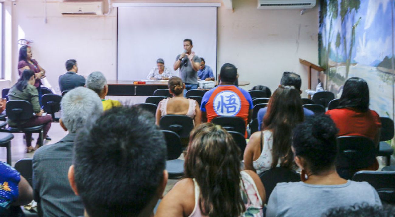 Professores indígenas reuniram na Biblioteca Pública Elcy Lacerda