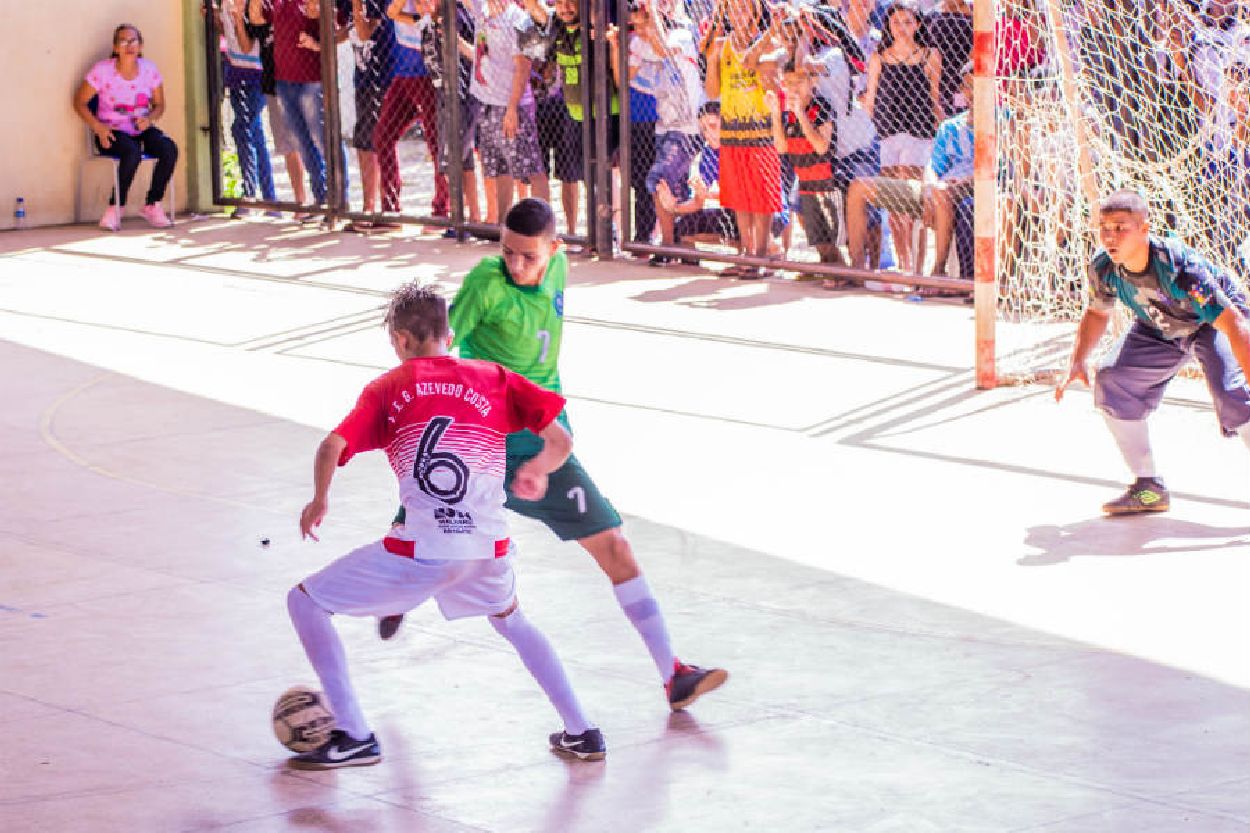 Competição tem equipes de futsal, vôlei, handebol e basquete