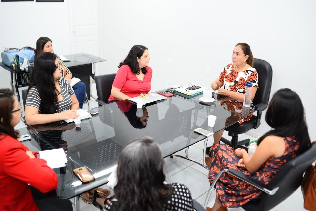 Reunião também serviu para discutir as atratividades da carreira do professor, a nível nacional, sua remuneração e rotinas de trabalho