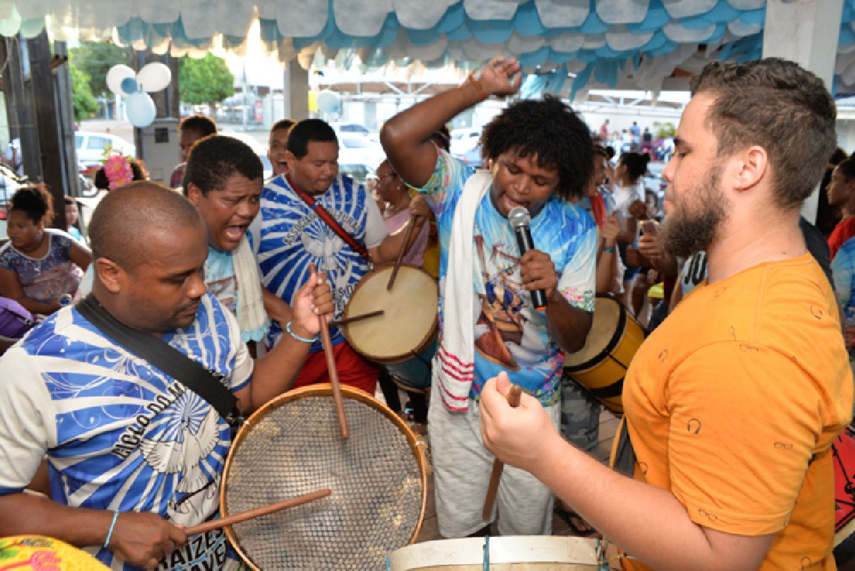Festeiros celebram o Dia Estadual do Marabaixo, no grupo Dica Congó
