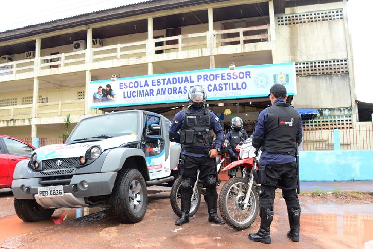 Além do monitoramento por câmeras, patrulheiros atuam na segurança das escolas da rede pública estadual