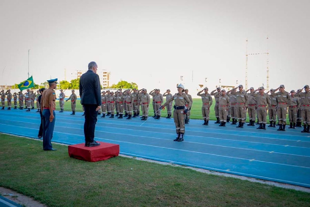 No total, 105 militares foram promovidos no Corpo de Bombeiros