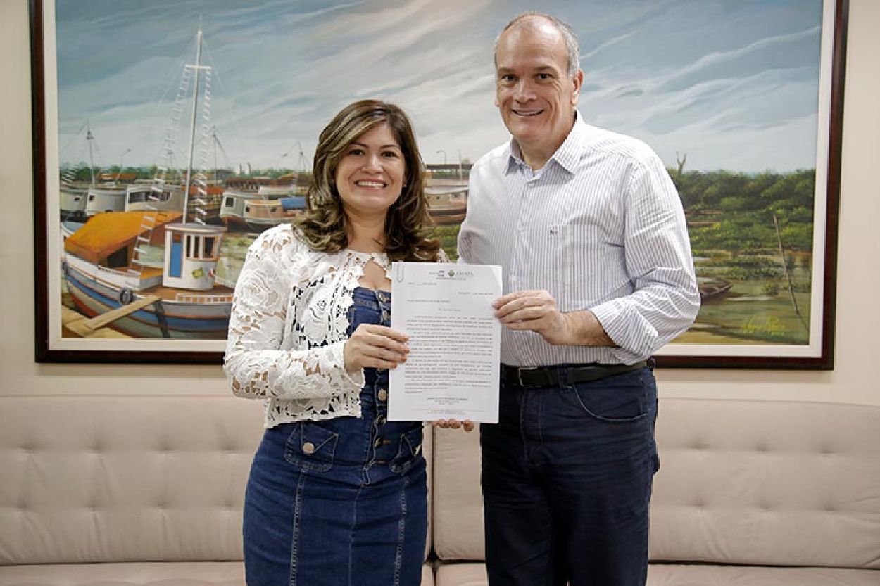 Governador em exercício, Jaime Nunes, recebeu a deputada Aline Gurgel para tratar do repasse de recursos para a saúde