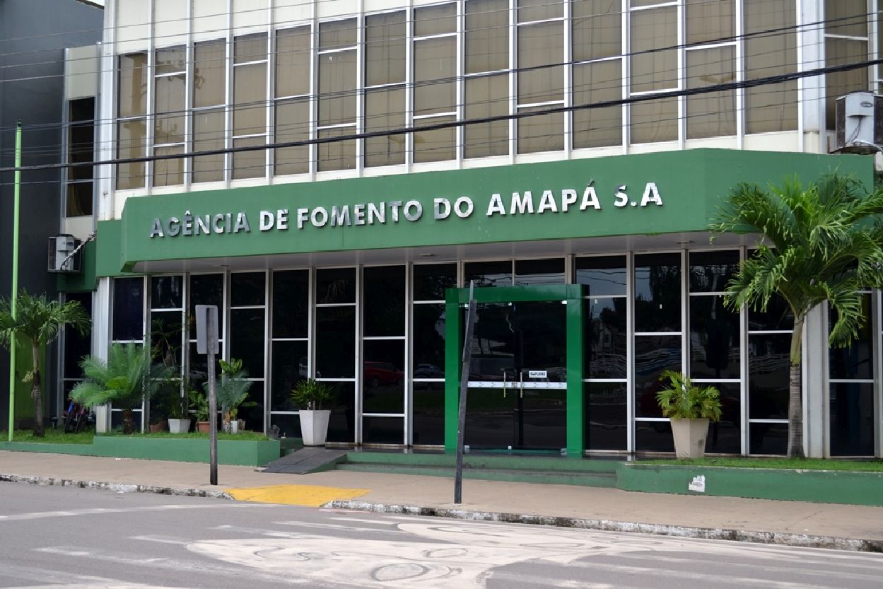 O certame prevê 29 vagas imediatas e 200 de cadastro reserva, nos níveis médio e superior