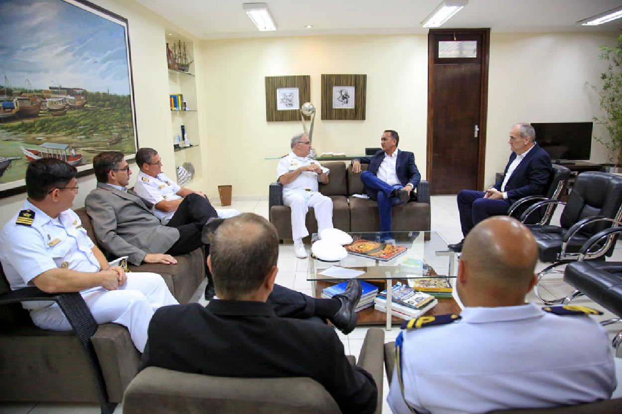 Proposta foi feita durante encontro no Palácio do Setentrião, em Macapá, nesta segunda-feira, 21