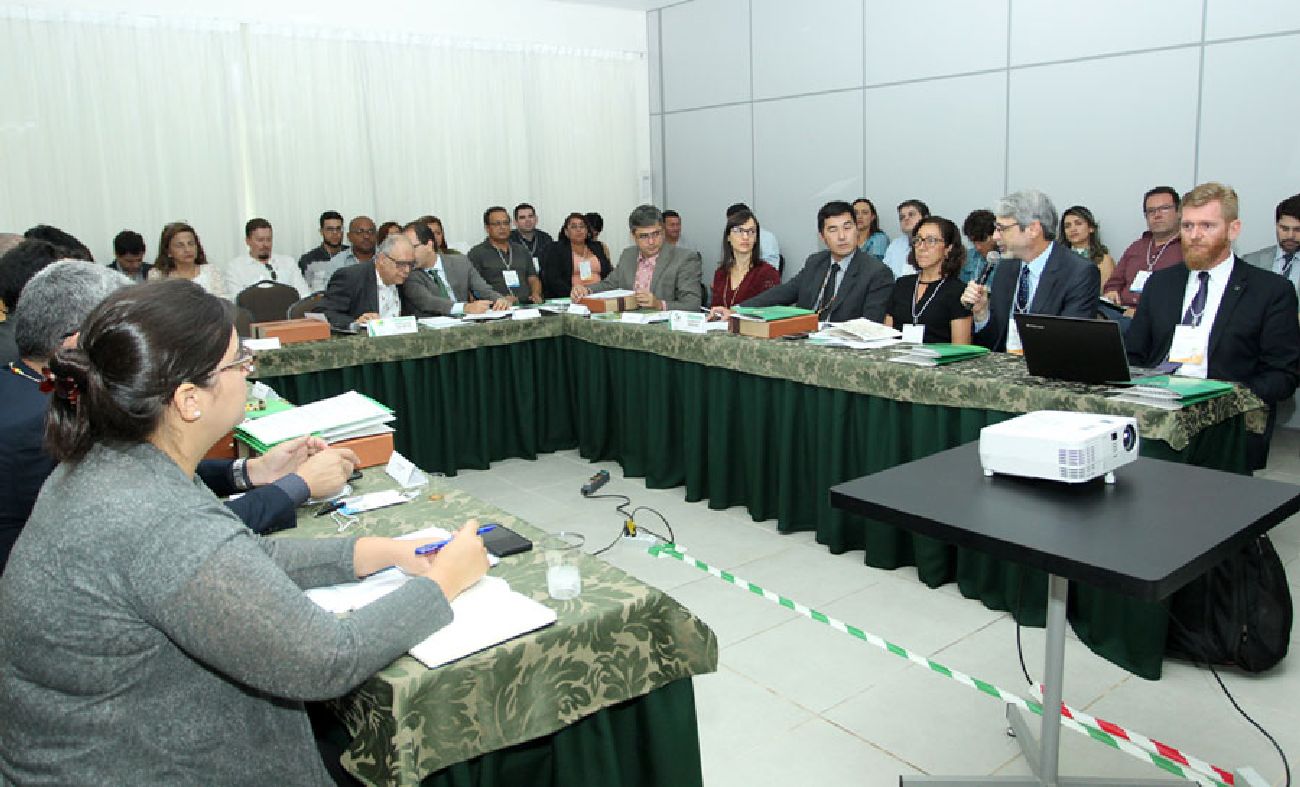 Câmara de Meio Ambiente durante as discussões do 16º Fórum de Governadores, em Rio Branco (AC)