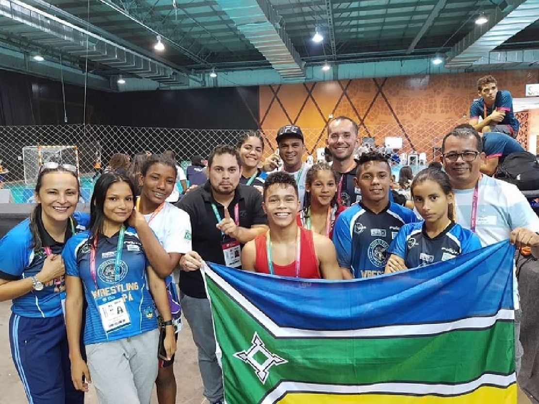 Atletas amapaenses que fazem parte da delegação dos Jogos Escolares em Santa Catarina