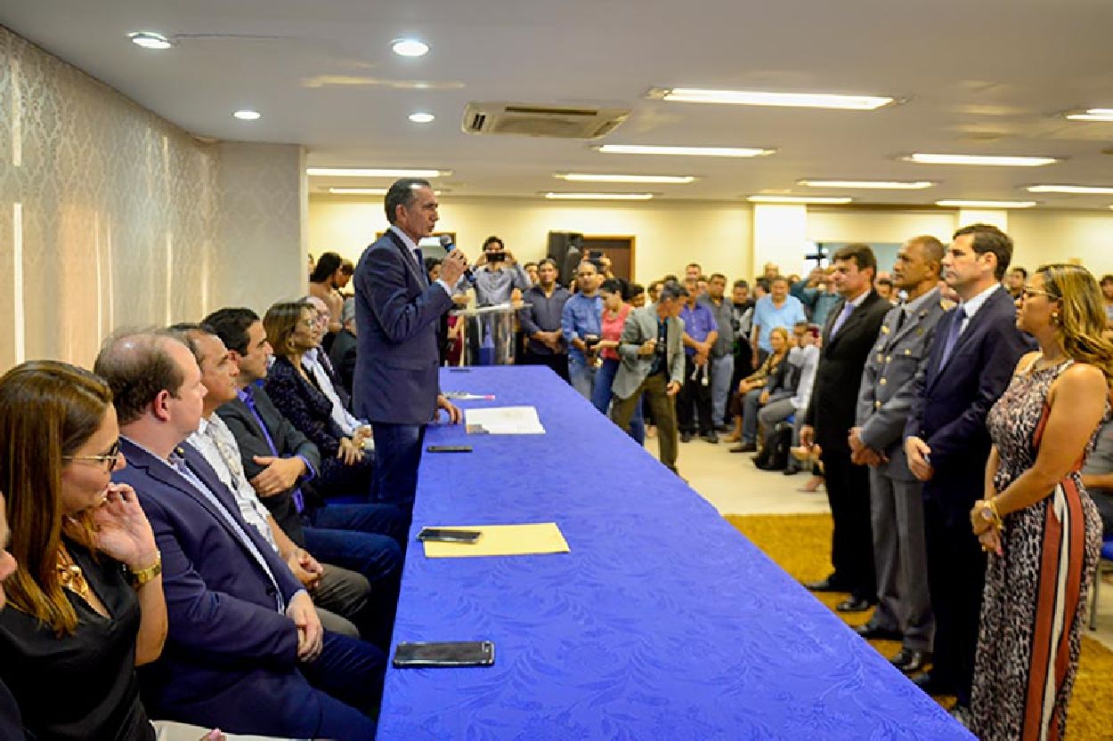 Novos gestores tomaram posse nesta segunda-feira, em solenidade no Palácio do Setentrião, sede do governo amapaense