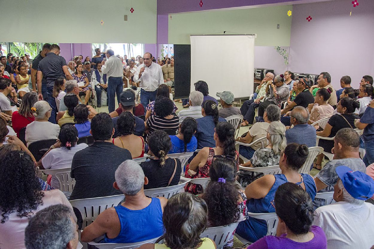 Novos pacientes foram recepcionados nesta terça-feira, 13. Agora, mais de 3 mil pessoas estão recebendo atendimento no Centro