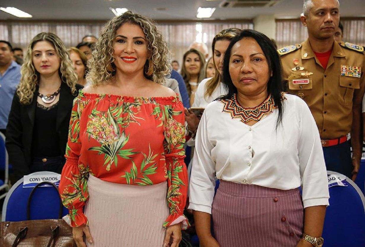 Albanize Colares e Eclemilda Macial voltam a compor a equipe de governo