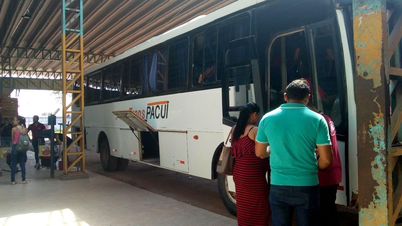 Para suprir a demanda, empresas disponibilizaram ônibus extras