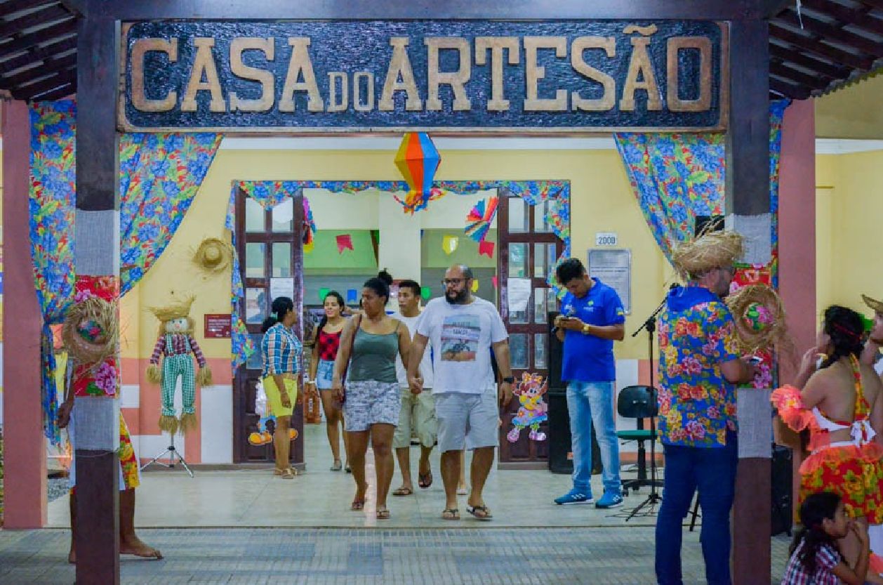 Desfile de moda praia e afro ocorrerá na praça em frente à Casa do Artesão, na Beira-Rio