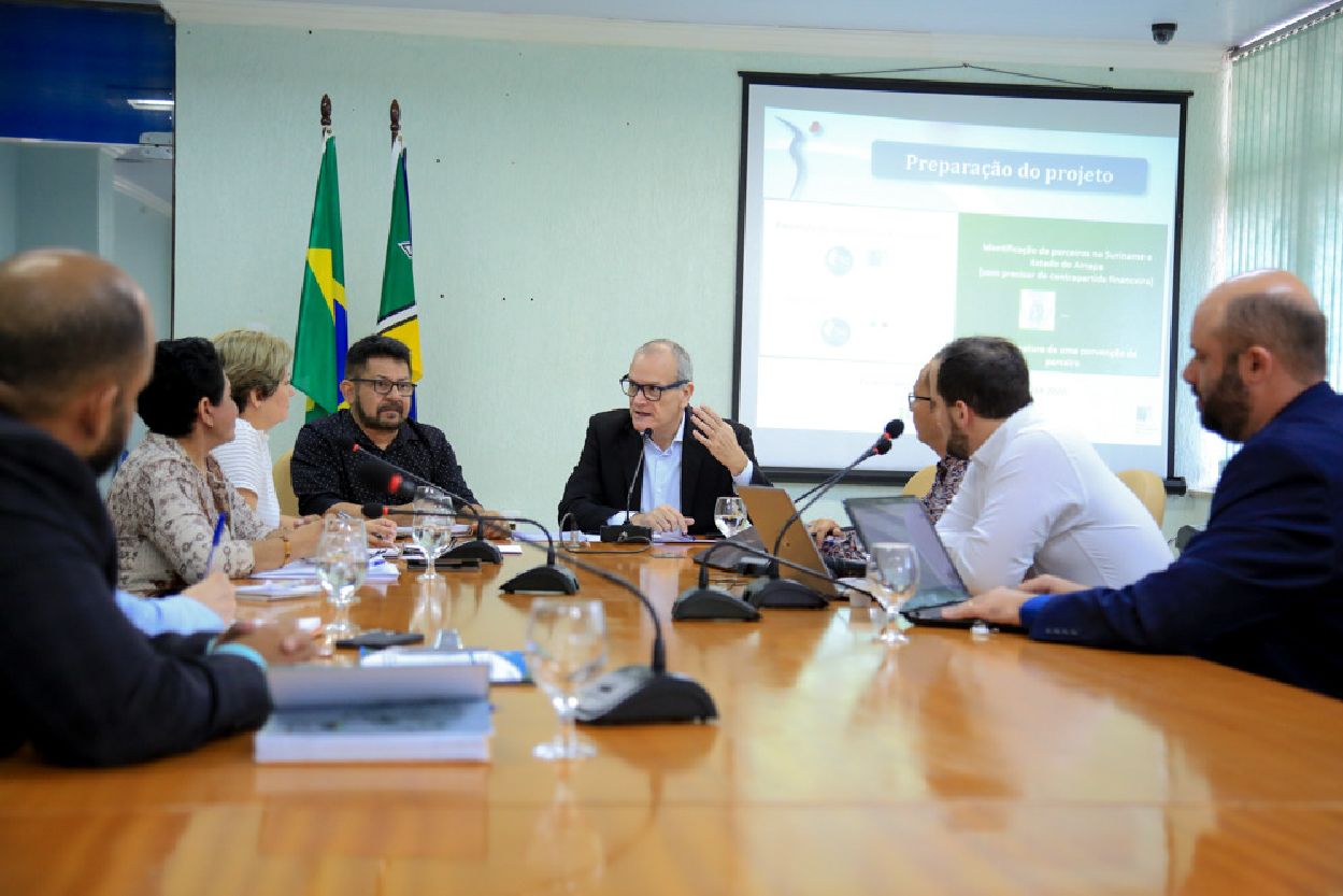 Vice-governador Jaime Nunes orientou que todas as instituições do governo envolvidas com recursos hídricos façam parte do grupo de trabalho sobre o tema