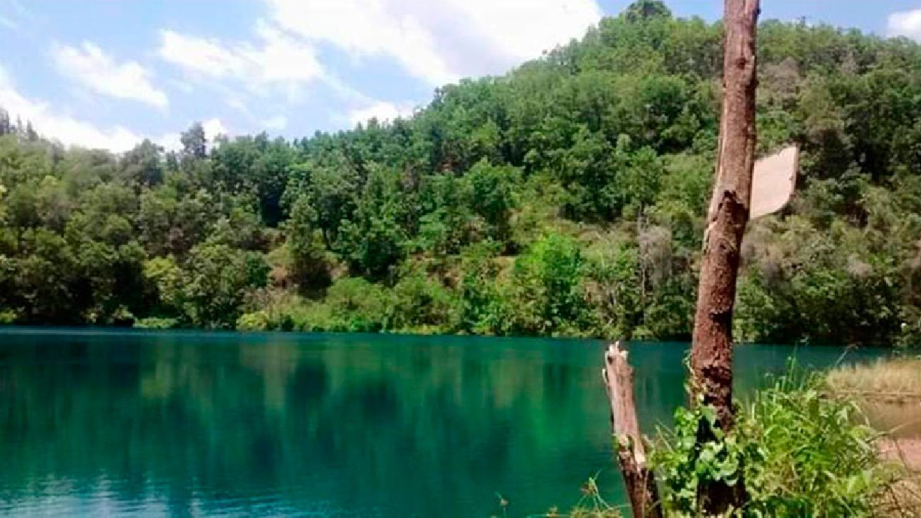 A Lagoa Azul é um dos atrativos do município de Serra do Navio, que já faz parte do Mapa do Turismo Brasileiro