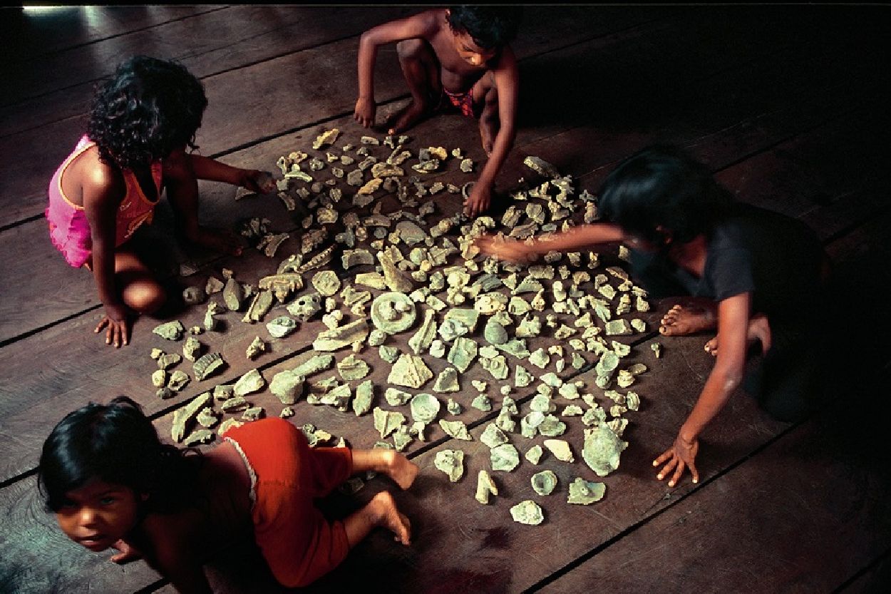 Obras retratam a relação entre a fotografia, literatura, cultura e a arqueologia amazônica.