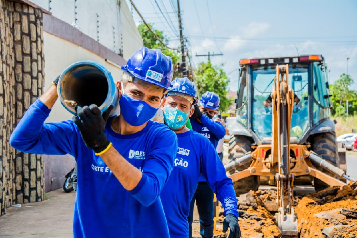 Tubulações fazem parte do novo sistema exclusivo construído pelo Governo do Estado.