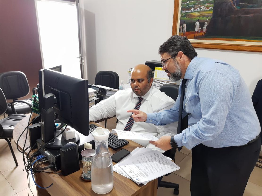 Ação sendo protolocada na Justiça Federal por meio do sistema Processo Judicial Eletrônico (PJE)
