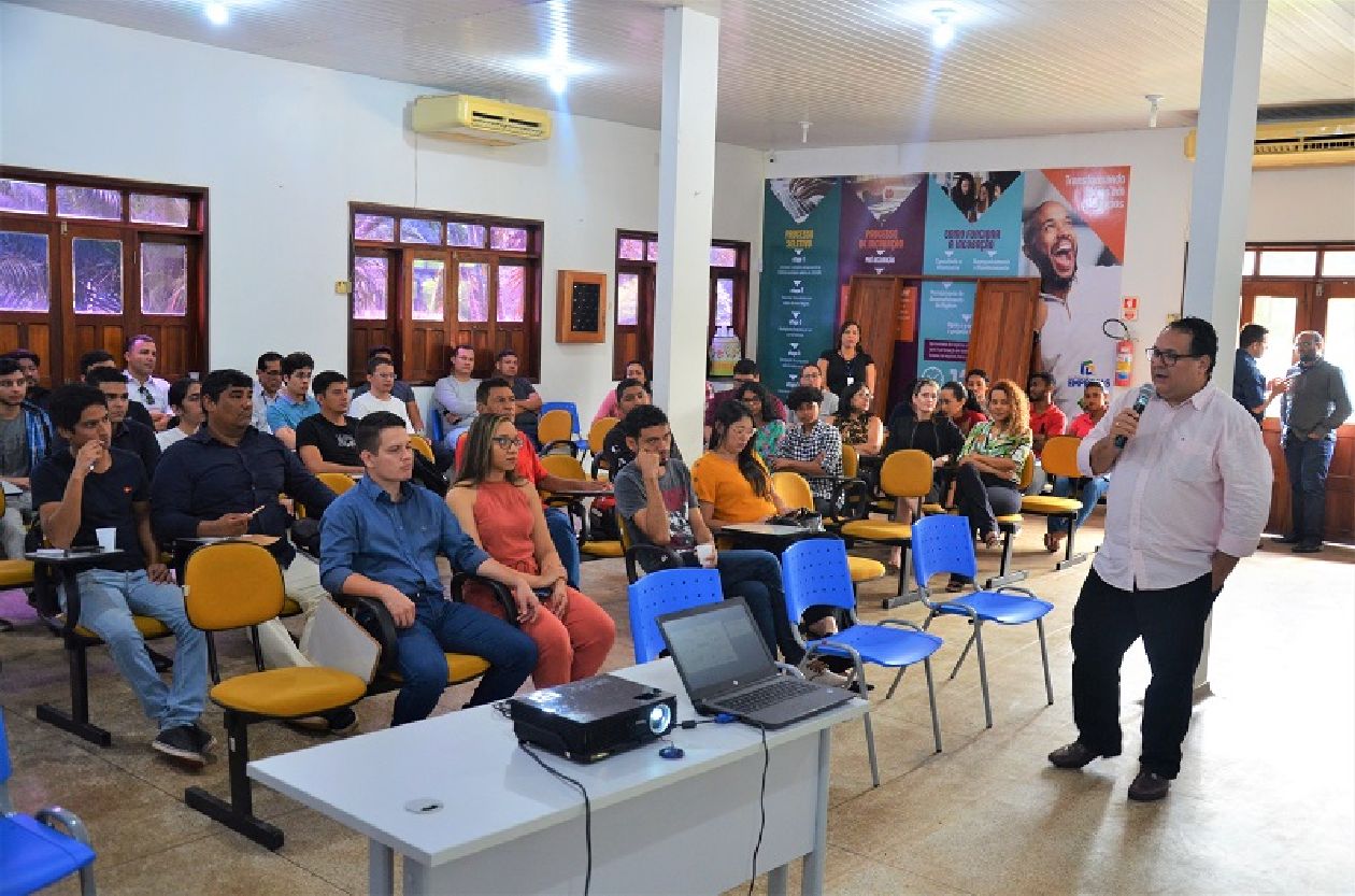Capacitação para os empreendedores aconteceu na sede da Setec, em Macapá.