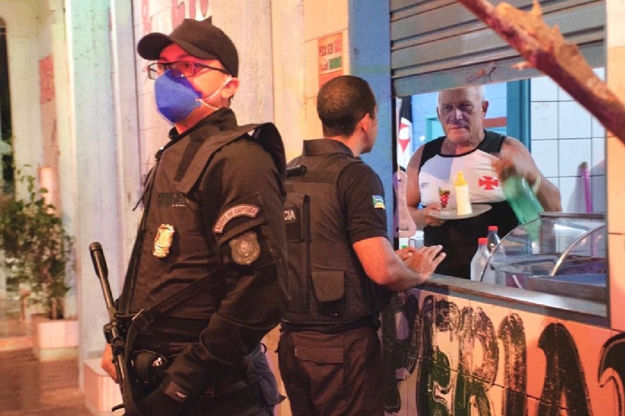 As abordagens são na capital e demais municípios e e contam com o apoio das Polícias Civil, Militar e Corpo de Bombeiro.