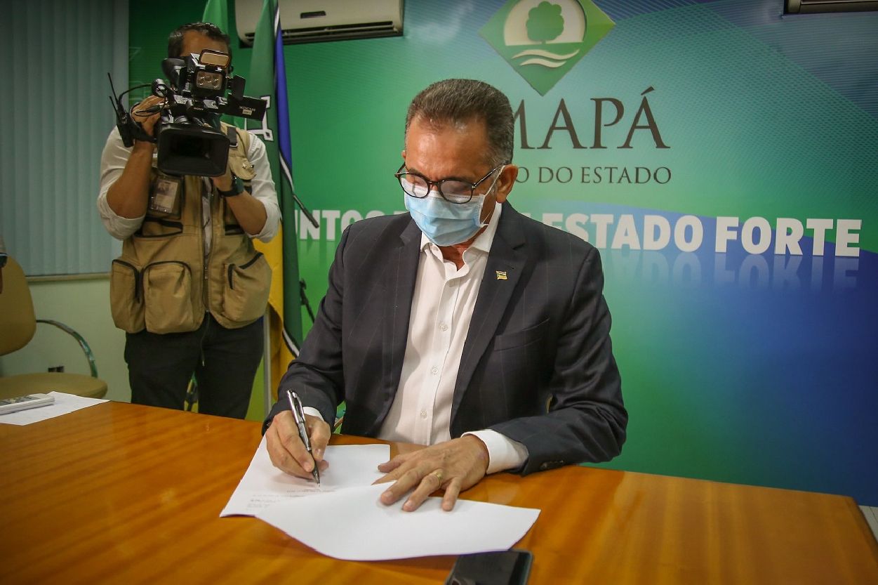 Governador Waldez Góes assinou, nesta segunda-feira, 31, o Decreto Estadual nº 2908.