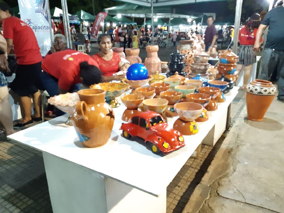 Empreendedores que trabalham com a venda de alimentos, bebidas e outros produtos foram os que mais faturaram no ano passadoo