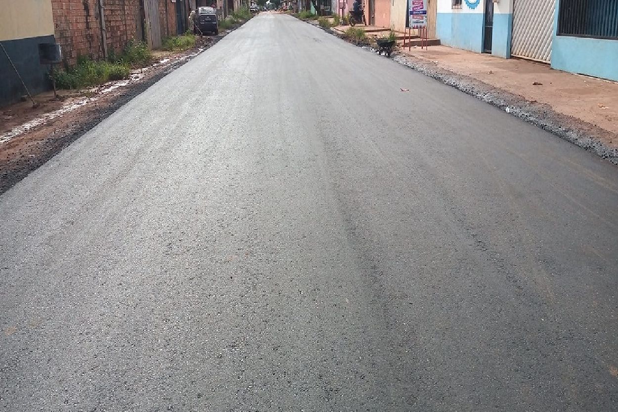 Serviço contemplou 1,5 Km da via, como parte do Plano de Mobilidade Urbana