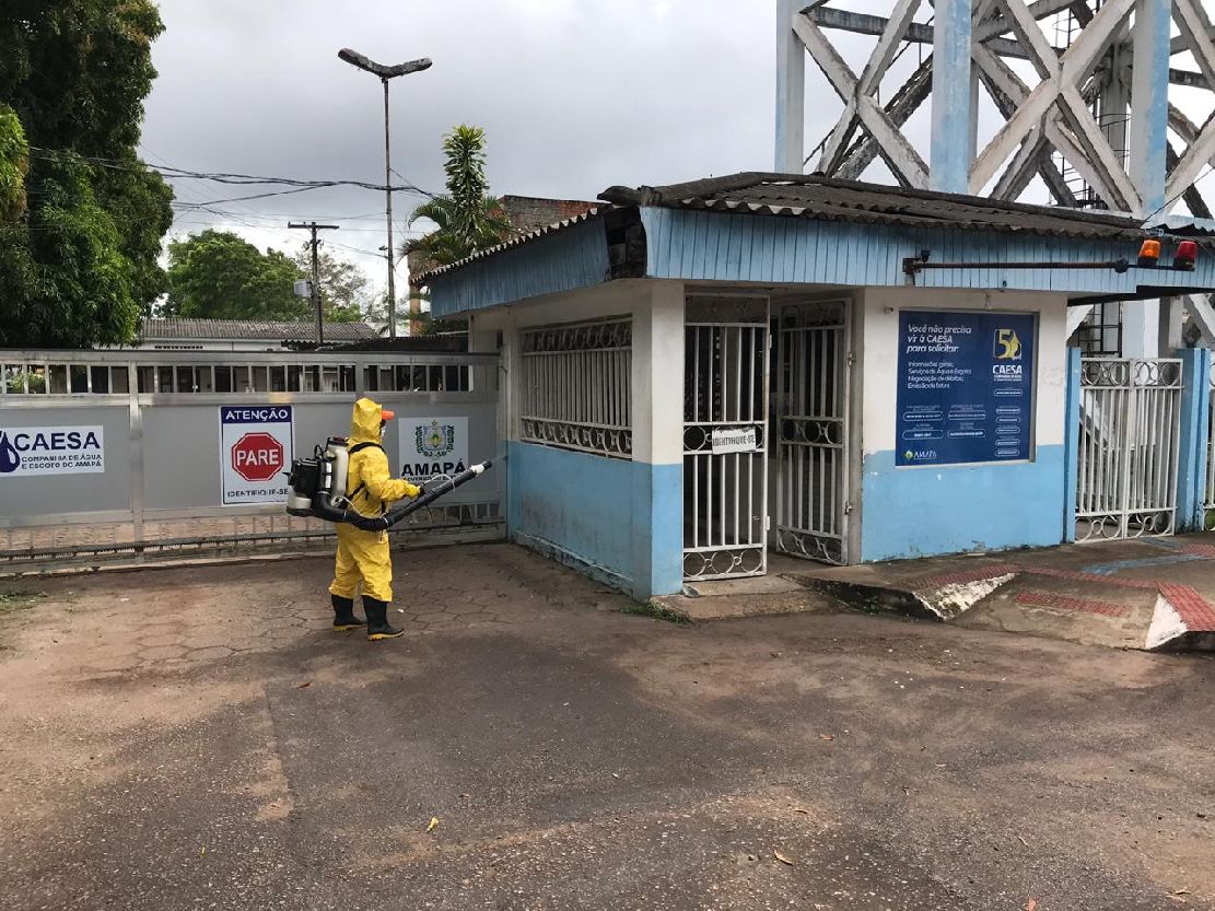 Além da desinfecção, a Caesa também promove a testagem dos servidores operacionais para Covid-19, distribuição de máscaras protetoras e kits de higiene em todo o estado.