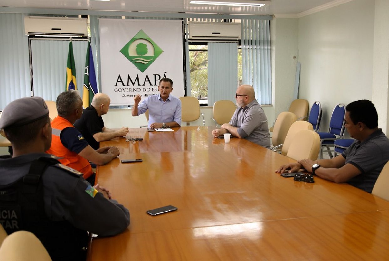 Reunião do Centro de Operações de Emergência em Saúde Pública aconteceu neste domingo, 22.