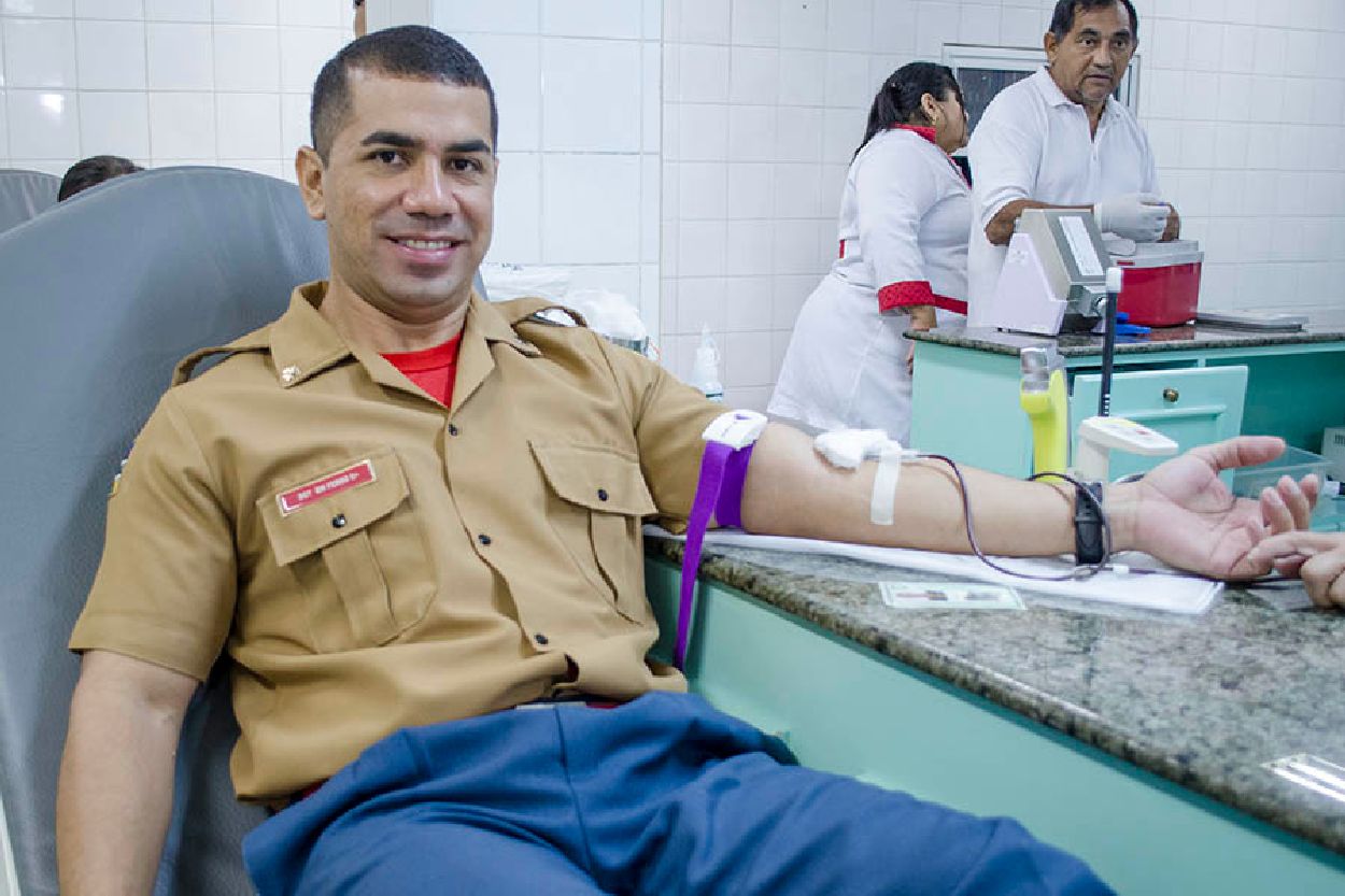 Corporação militar aderiu à campanha 'Doa sangue é doar alegria', que segue até sexta-feira, 21.