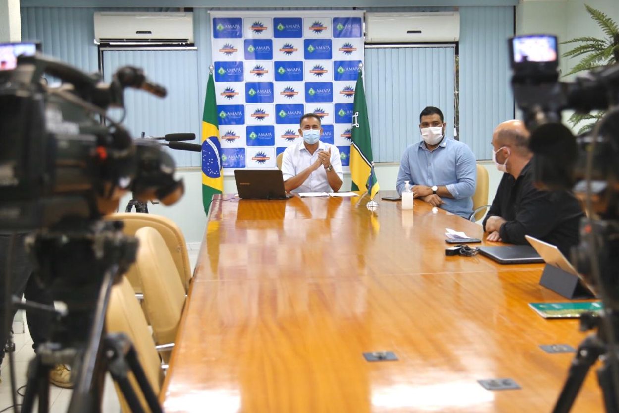 Por videoconferência, chefe do executivo estadual reuniu com governadores de outros estados.