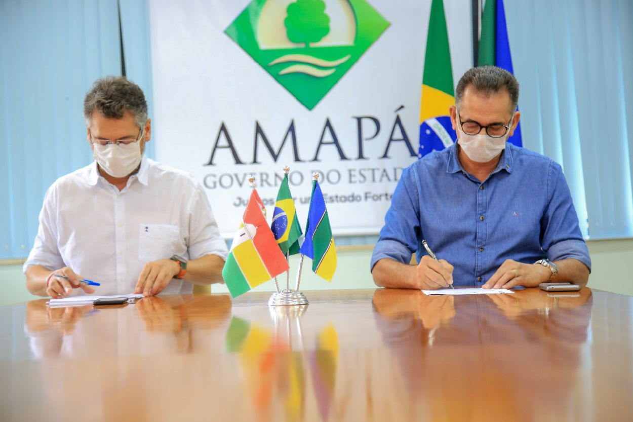 Waldez e Clécio firmaram convênio
