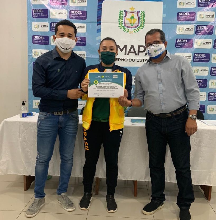 Durante a solenidade, a Secretaria de Estado do Desporto e Lazer (Sedel) entregou aos atletas um certificado de honraria ao mérito