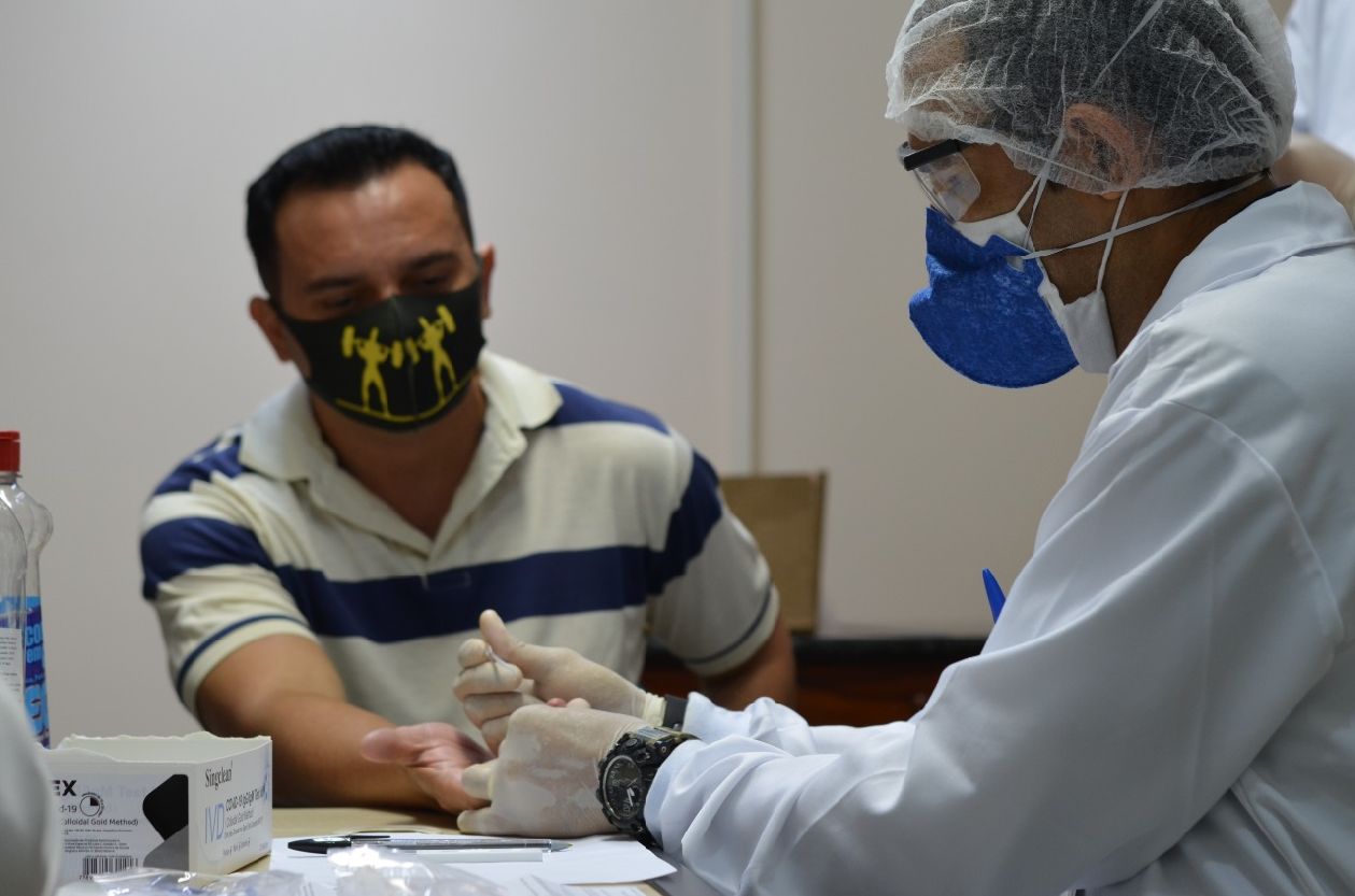 Ao todo, 60 servidores do Hemoap fizeram os testes rápidos