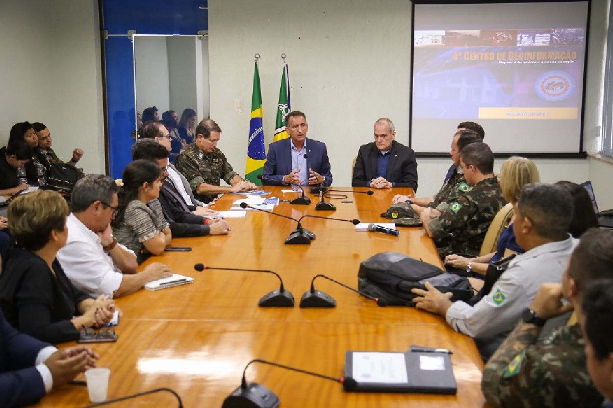 Waldez Góes conduziu encontro e classificou o momento como uma conquista para a sociedade.