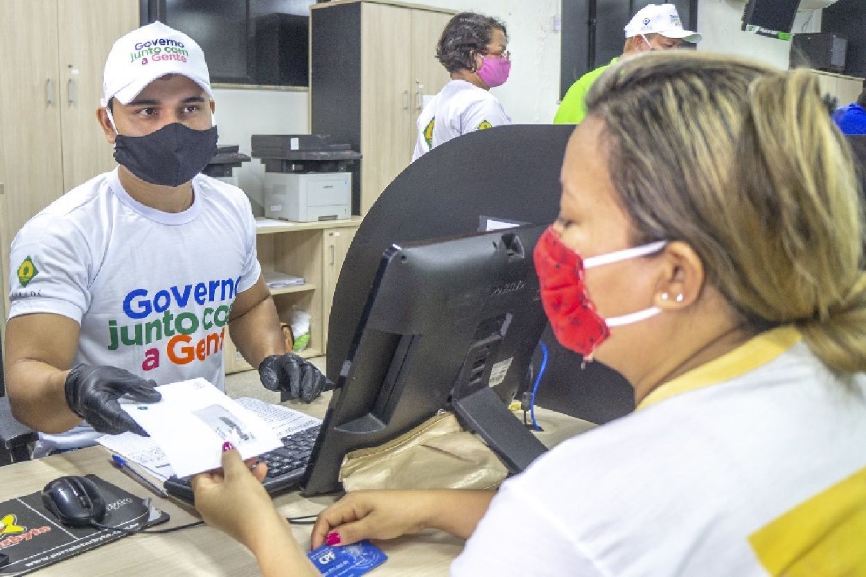 A partir desta quarta-feira, 22, todos os 24 pontos onde o cidadão emite o cartão terão uma lista com os nomes e bairros dos pontos comerciais.
