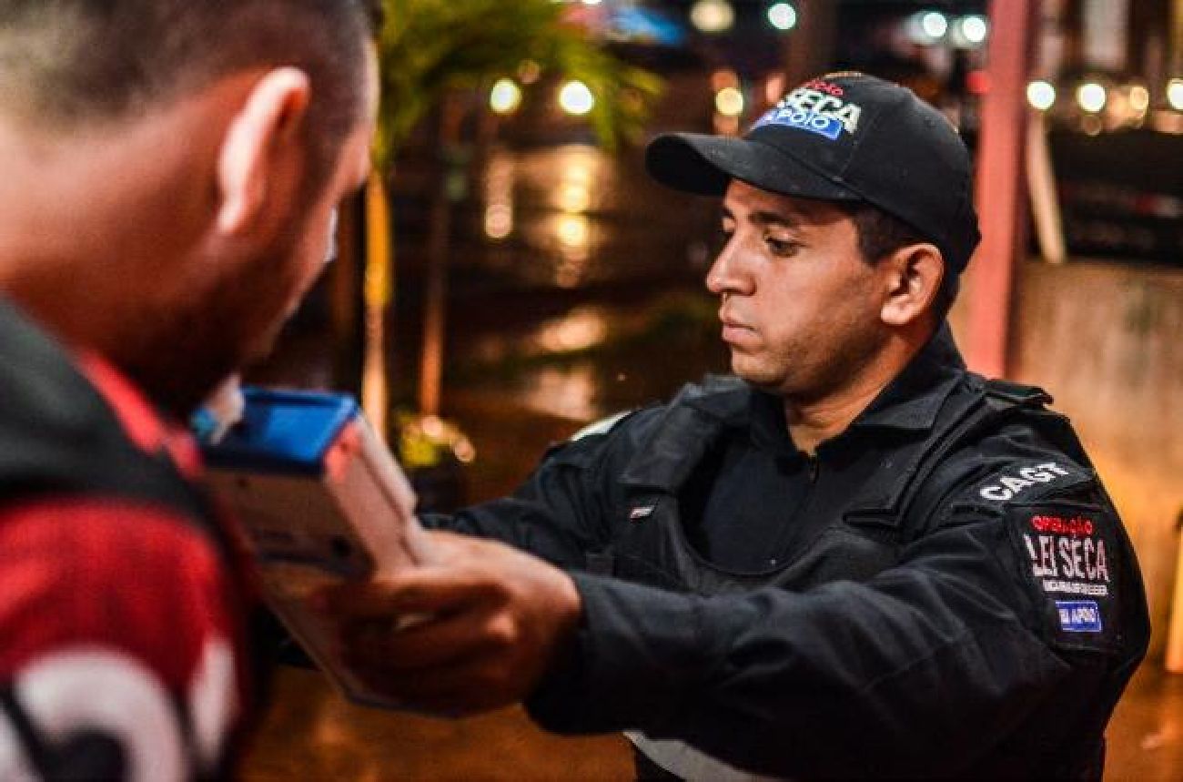 A equipe atuou também em blitz educativas e em apoio à ação social Natal Solidário do Detran.