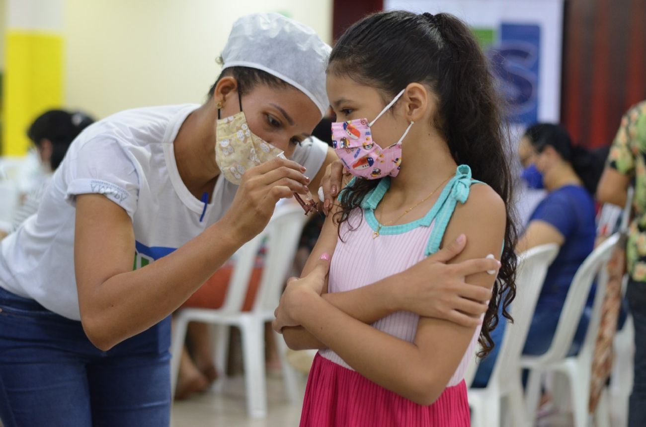 Foram aplicadas mais de 183 mil doses de vacinas contra sarampo e influenza.