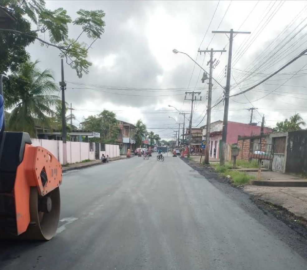 Avenida Dom José Maritano, na zona sul da capital, recebe pavimentação em 1,5 km de extensão
