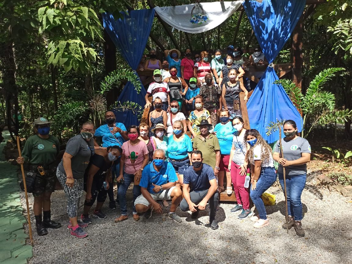 Grupo explorou a fauna e a flora da capital.