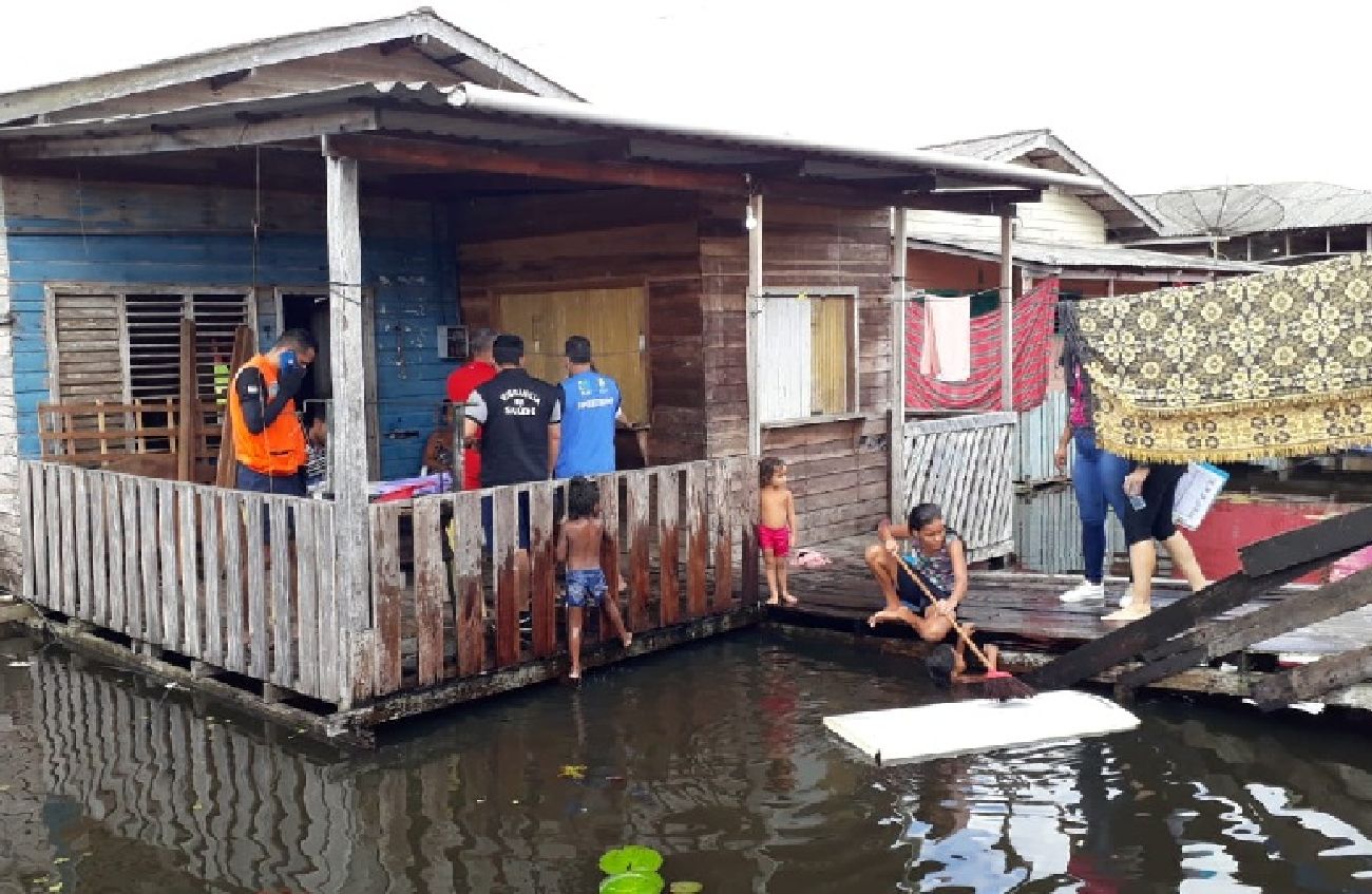 A força-tarefa percorre e monitora os oito bairros afetados por alagamentos provocados por fortes chuvas e cheias de rios: