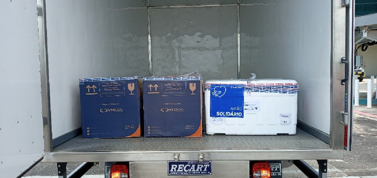 Doses desembarcaram neste domingo em Macapá mais 20.670 doses de vacina.