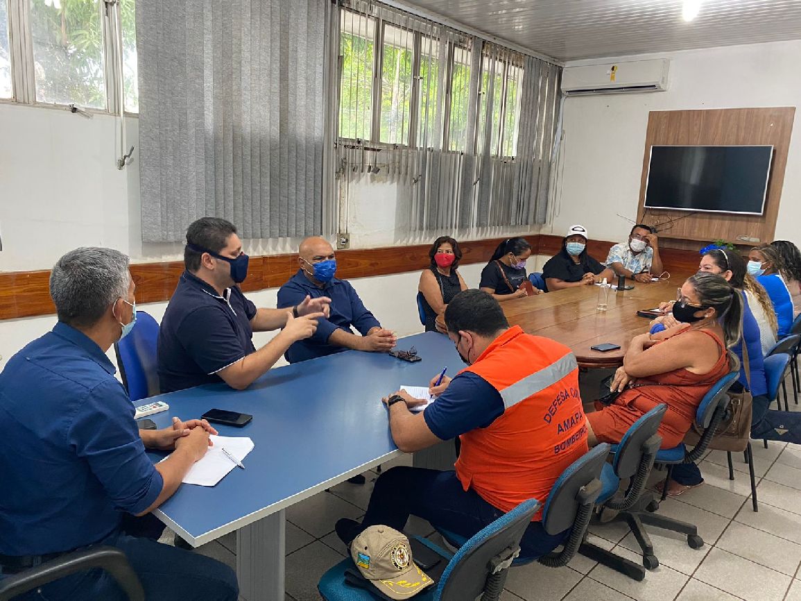 As medidas foram comunicadas às lideranças comunitárias durante reunião nesta quinta-feira