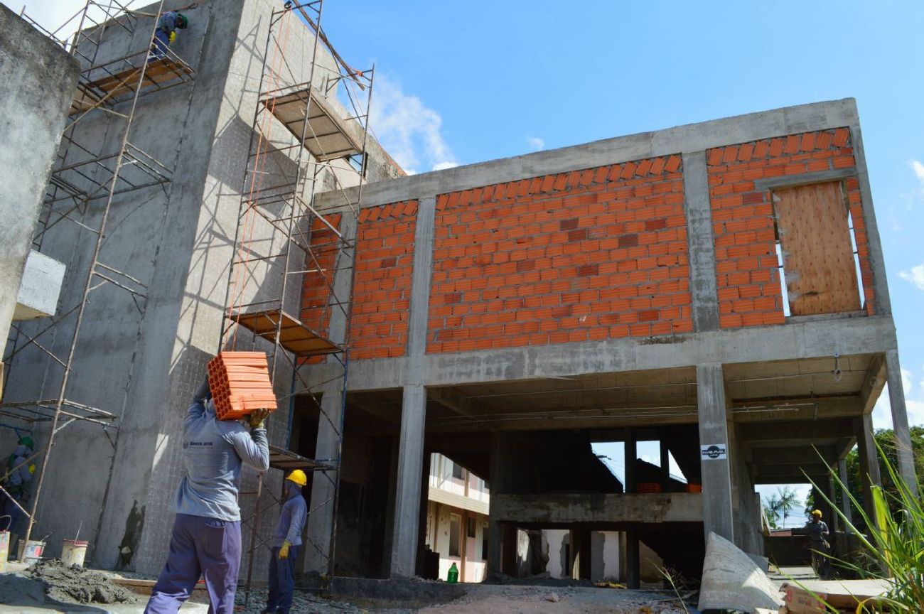 Obras incluem reforma, adaptações e ampliações
