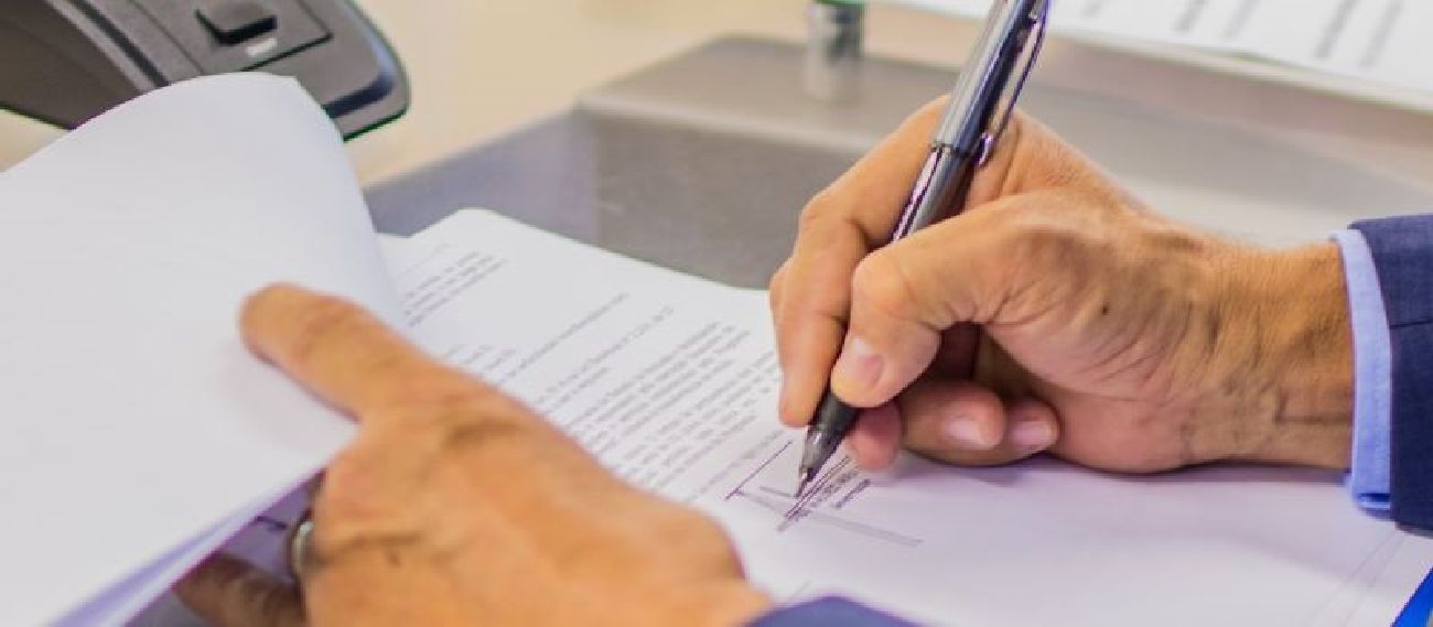 Governador assinou decreto neste sábado, 10