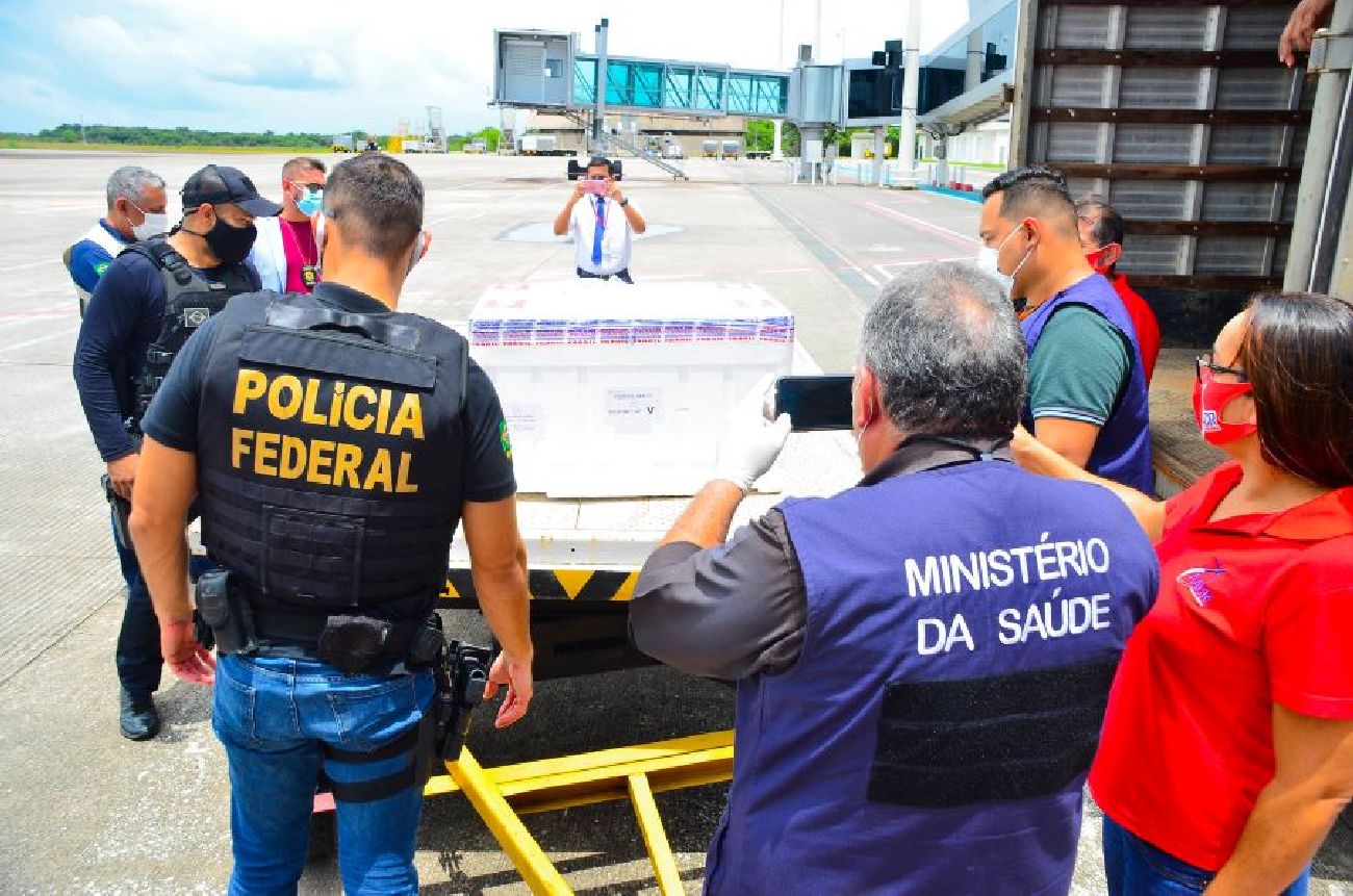 Mais um lotes de vacinas chega ao Amapá