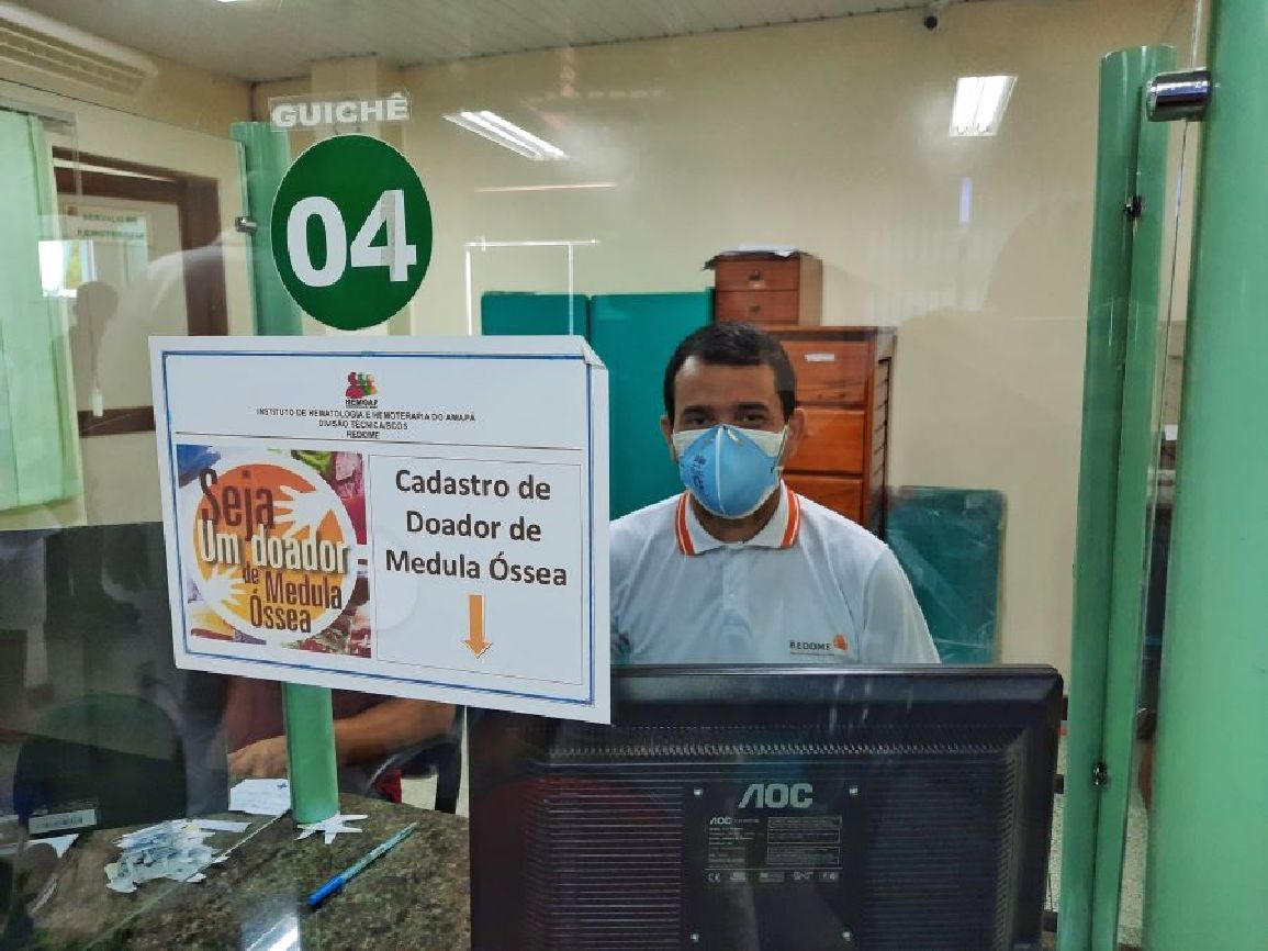 A doação é indispensável para o tratamento de doenças que afetam a produção normal das células sanguíneas.