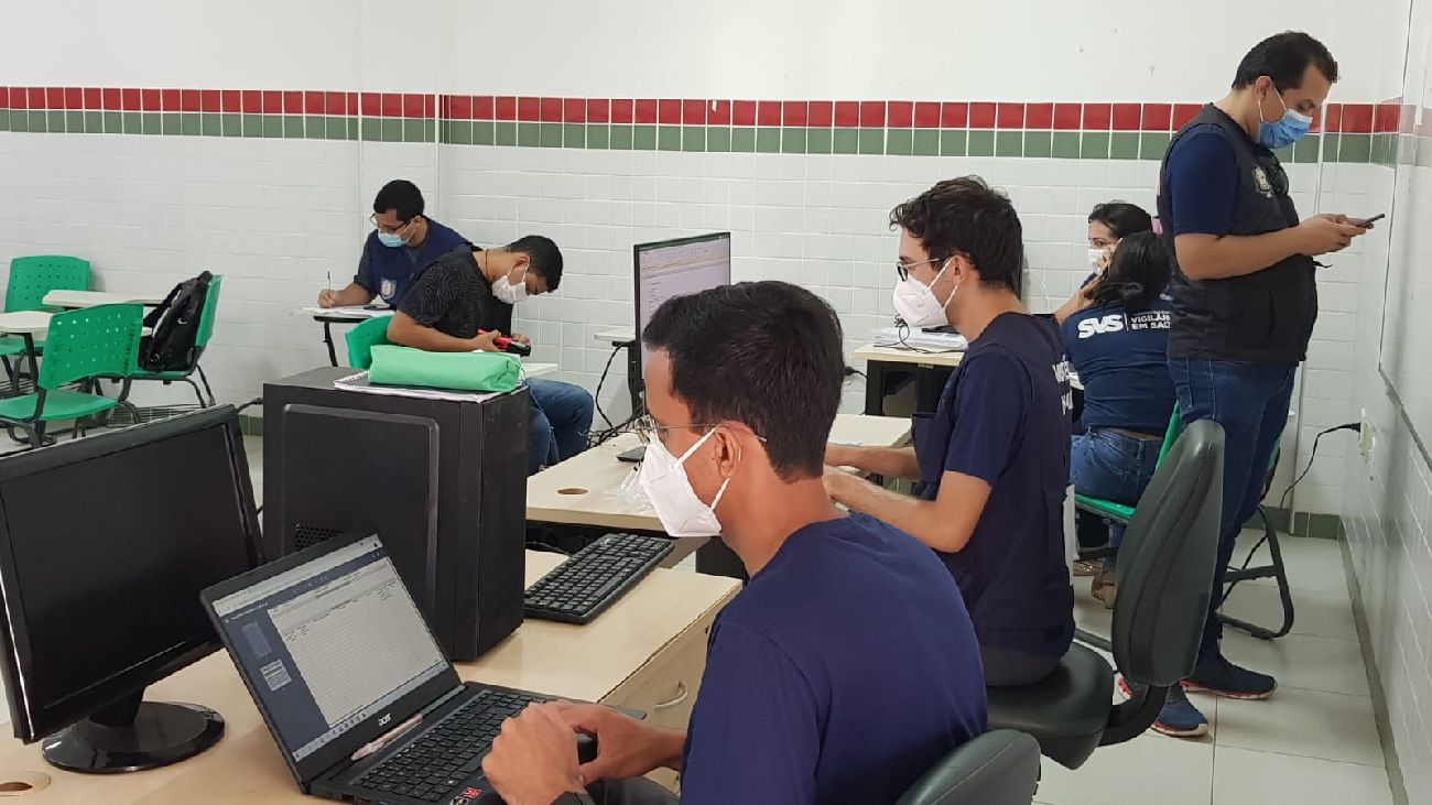 Sala de situação foi ativada para monitoramento de casos da covid-19. Área de anexos