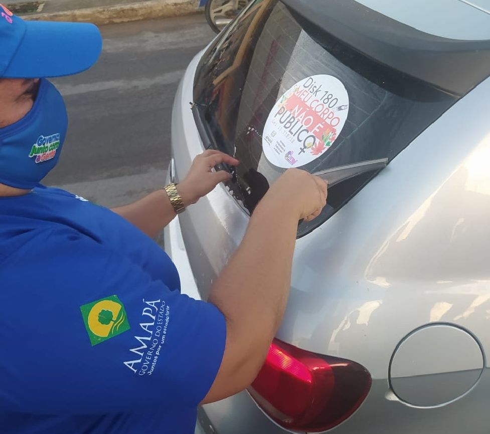 Além dos atendimentos na Unidade Móvel, o Cram Laranjal do Jari promoveu uma panfletagem de conscientização no bairro Central do município,